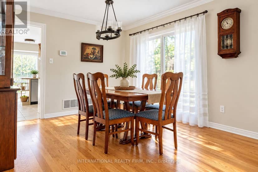 297 Kingsbridge Garden, Mississauga, photo 7