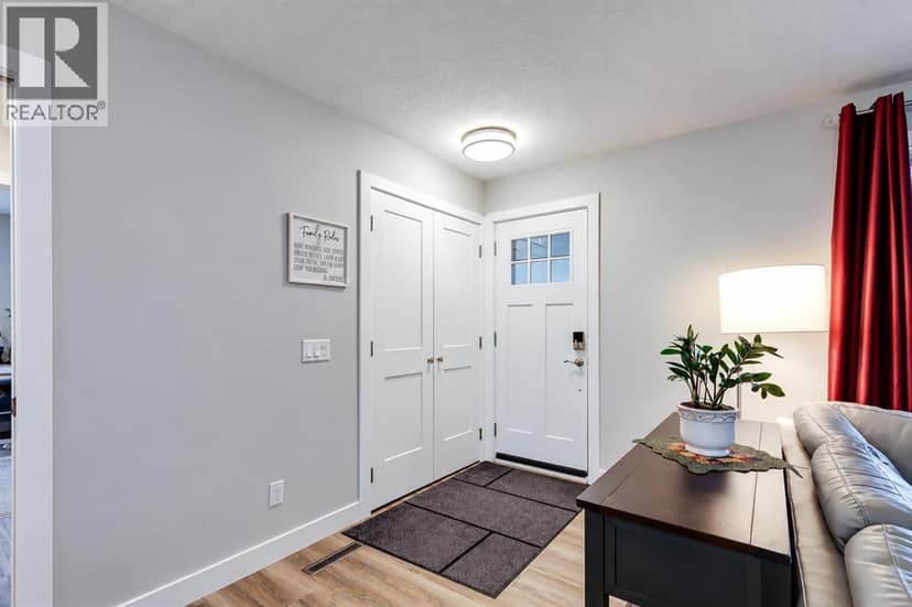 96 Alderwood Close SE, Calgary, photo 2