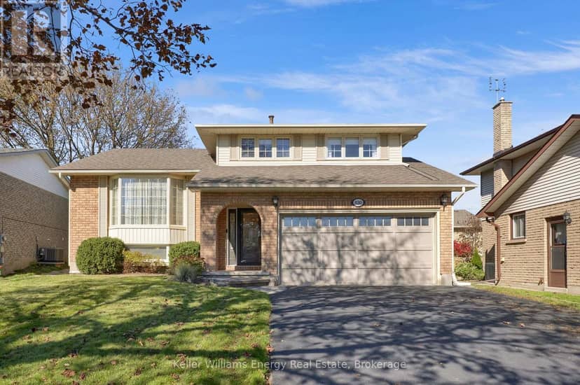 830 Saint Anne Court, Oshawa