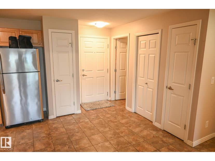 #316 5005 165 AV NW, Edmonton, photo 4