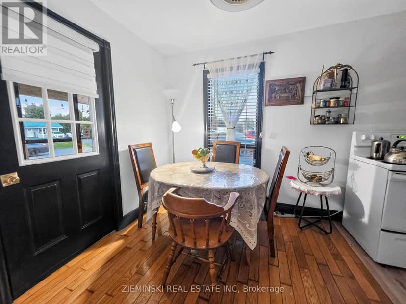 1 Bowman Avenue, Black River-Matheson, photo 4