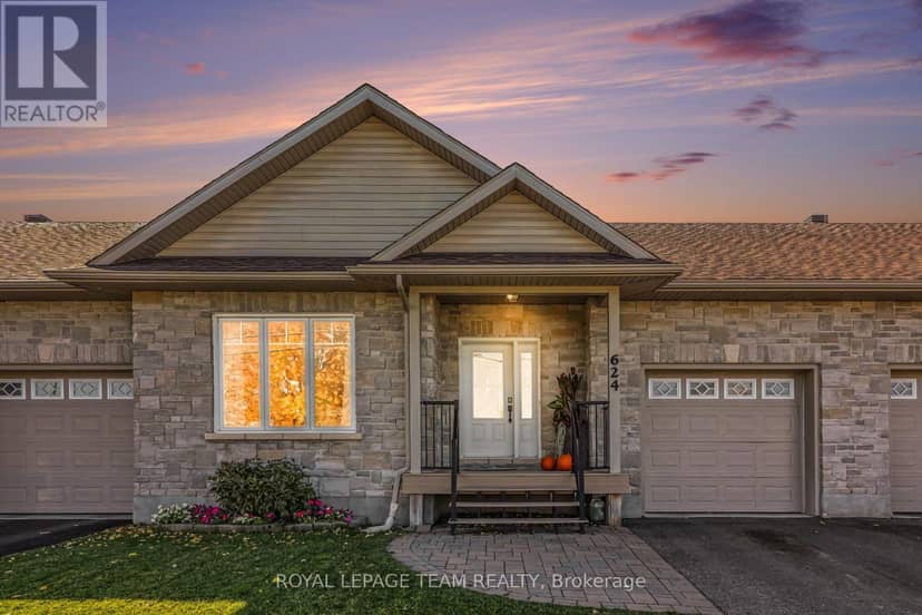 624 St Lawrence Street, North Dundas