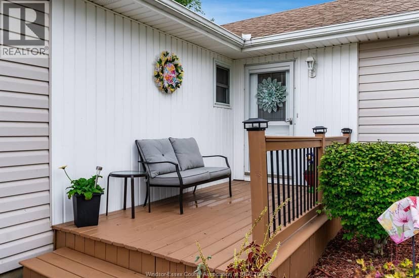 109 Erie STREET North, Merlin, photo 2