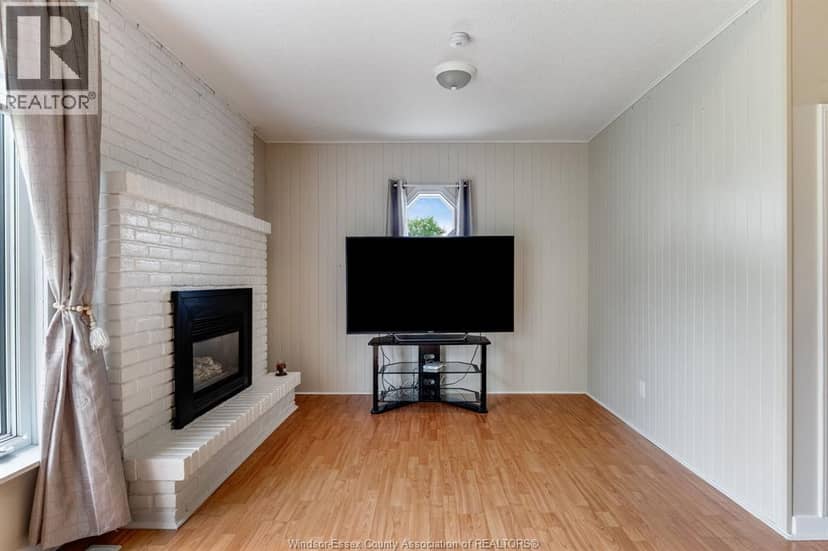 109 Erie STREET North, Merlin, photo 7