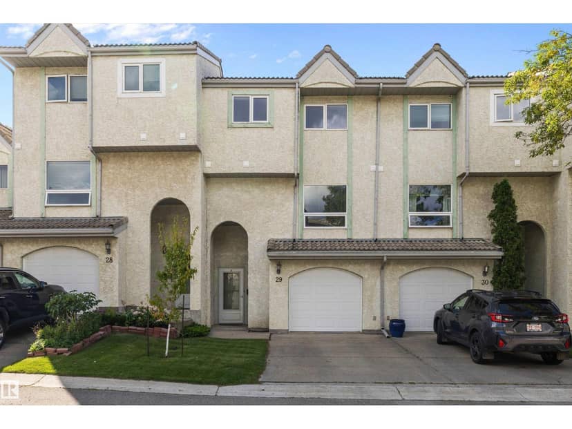 #29 9520 174 ST NW, Edmonton