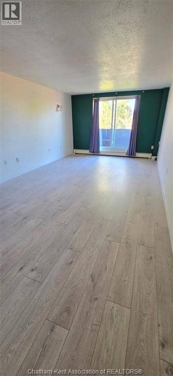 206-276 Merritt AVENUE, Chatham, photo 7