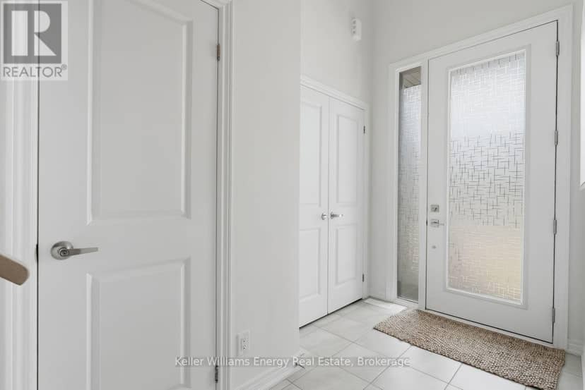 2013 Verne Bowen Street, Oshawa, photo 4