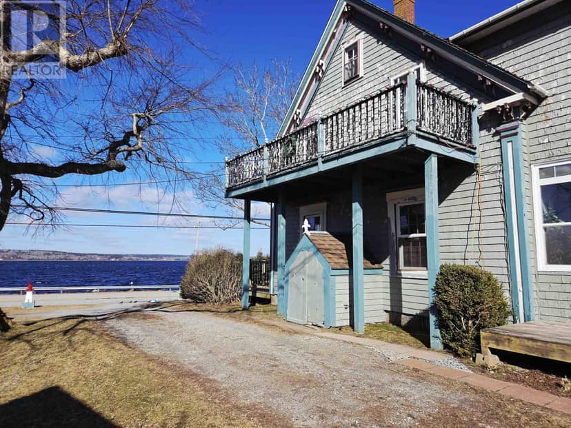 1247 Sandy Point Road, Sand Point, photo 3