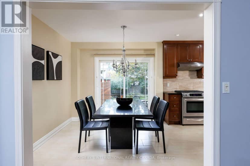 145 Brentwood Road N, Toronto, photo 8