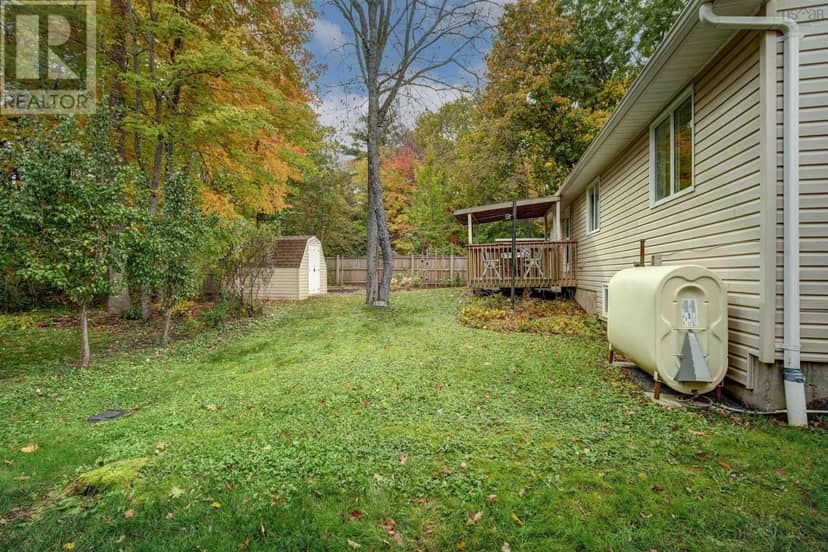 28 Fort Sackville Road, Bedford, photo 8
