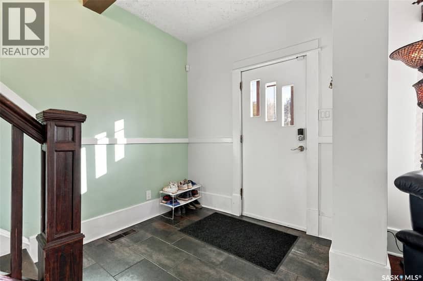 622 32nd STREET W, Saskatoon, photo 4