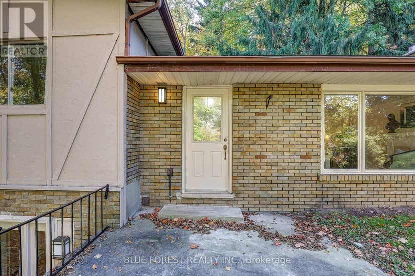 786 Springbank Drive, London South, photo 5