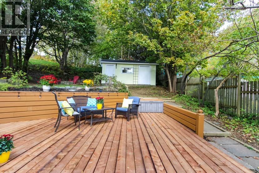 102 Topsail Road, St. John's, photo 3