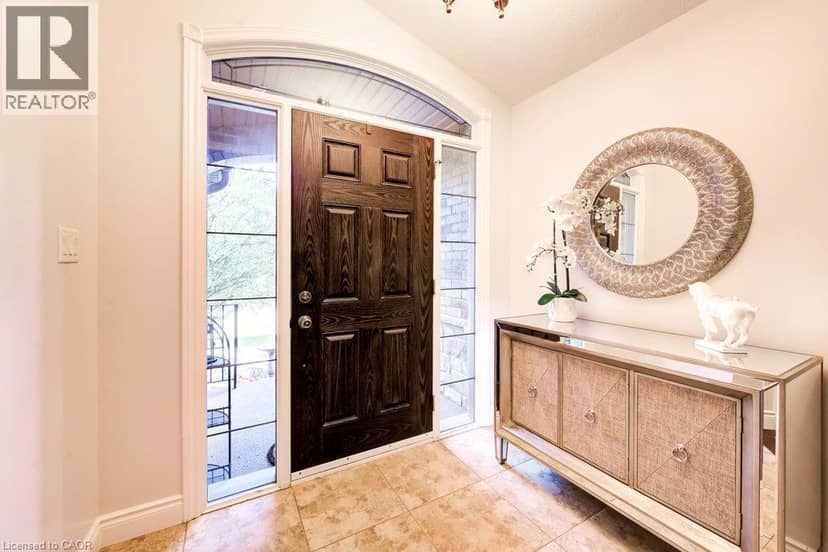 27 CORAL GABLES Crescent, Elmira, photo 6