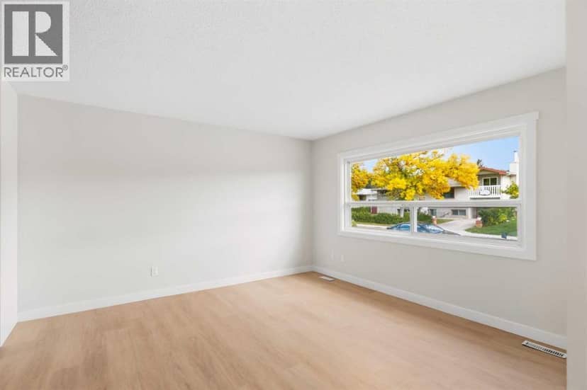 907 / 909 16 Street NE, Calgary, photo 6