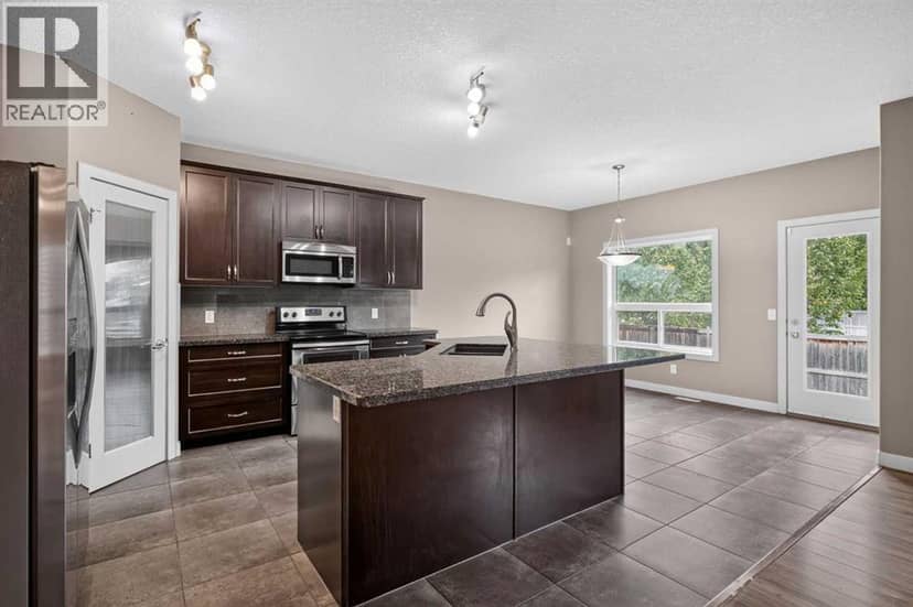 129 Everhollow Rise SW, Calgary, photo 3