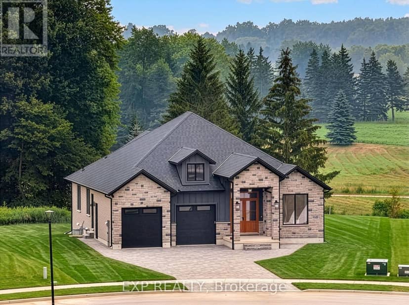 29 Dearing Drive, South Huron, photo 2