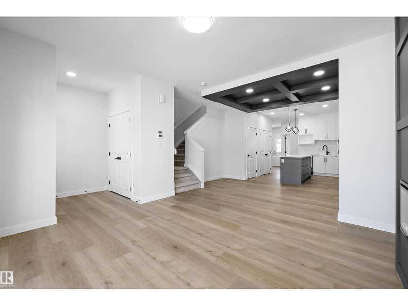 53 Clichy CL, St. Albert, photo 4