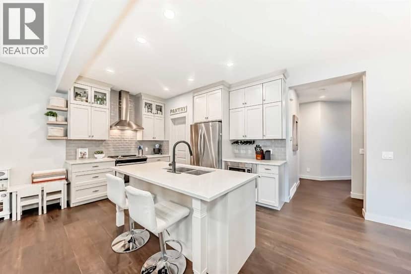 743 Shawnee Drive SW, Calgary, photo 6