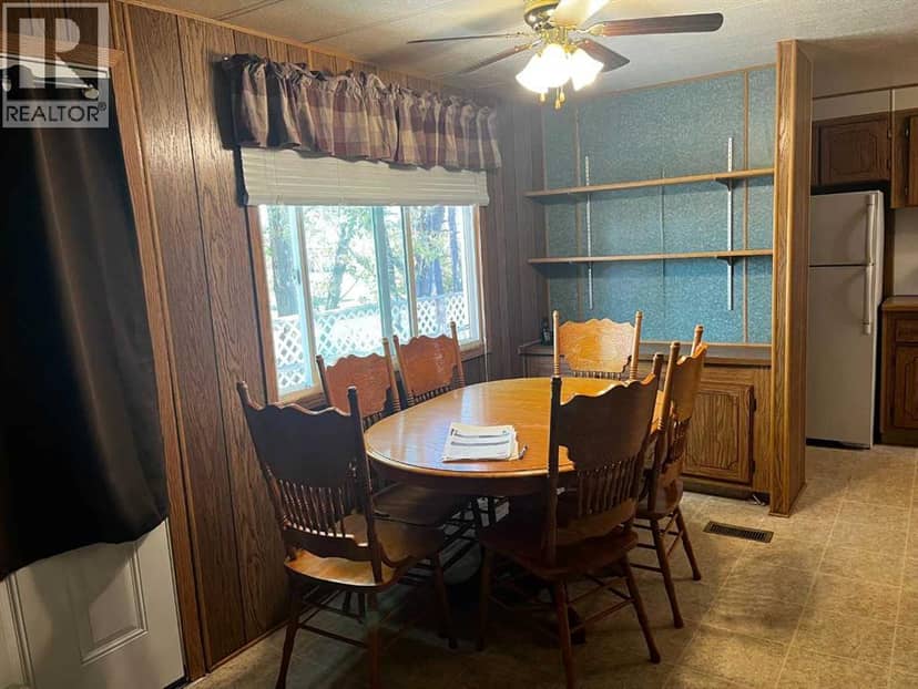 240 2 Avenue W, Hussar, photo 6