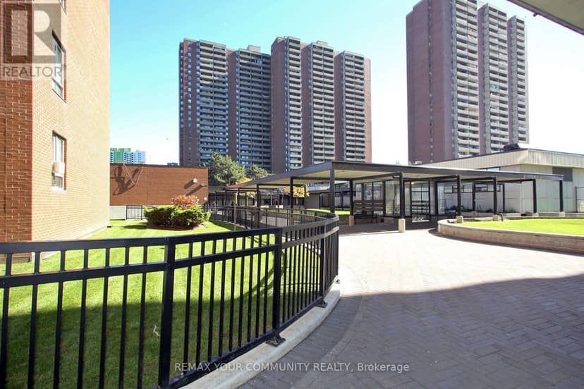 2602 - 5 Massey Square, Toronto, photo 3