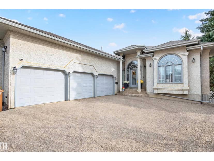 1 Onesti PL, St. Albert, photo 3