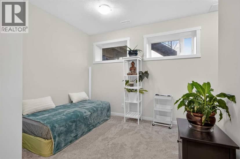 206 Cranbrook Square SE, Calgary, photo 6