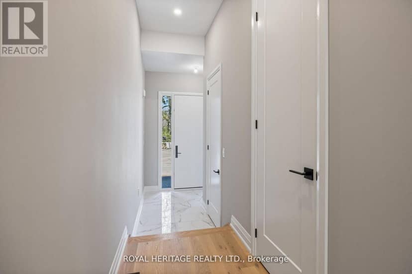 25 Inverlynn Way, Whitby, photo 3