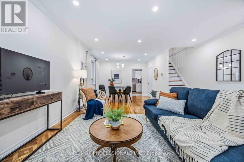11 Bryant Avenue, Toronto, photo 4