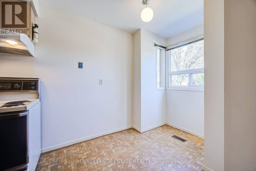 73 Spring Forest Square, Toronto, photo 6