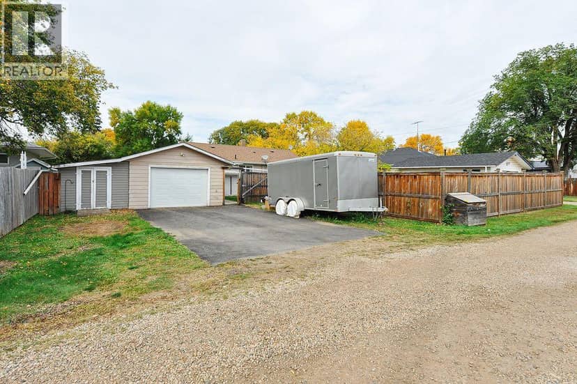 5117 49 Street, Daysland, photo 3