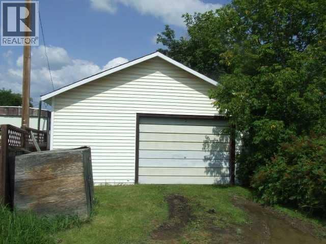 9821 101 Ave, Plamondon, photo 2