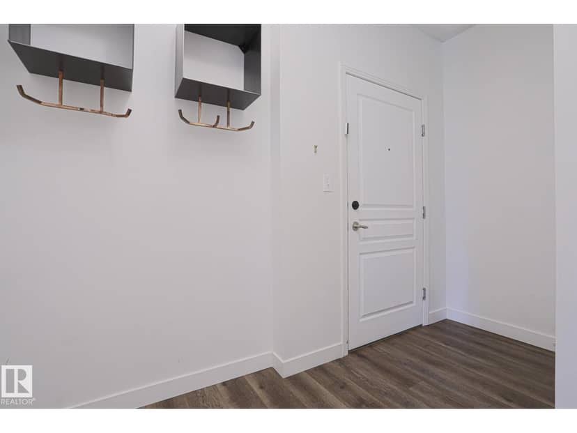 #111 2035 Grantham Co NW, Edmonton, photo 2