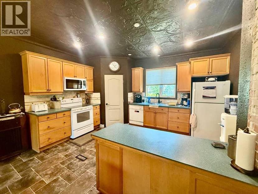5107 46 Street, Provost, photo 5