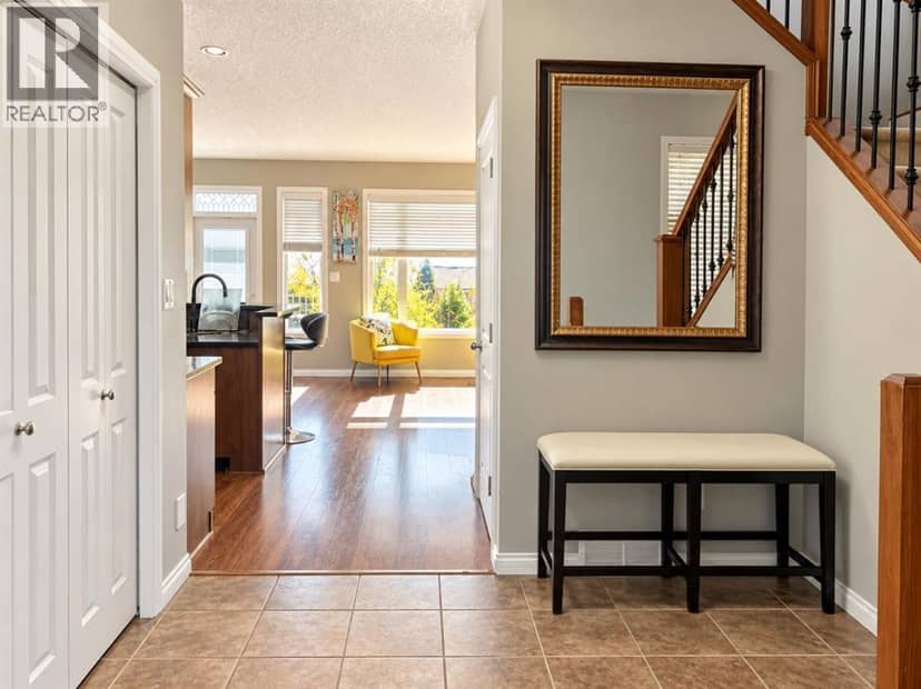 14 Thyrza Burkitt Place, Lethbridge, photo 2