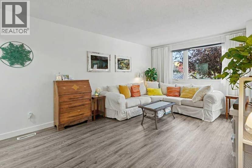 8N, 203 Lynnview Road SE, Calgary, photo 2