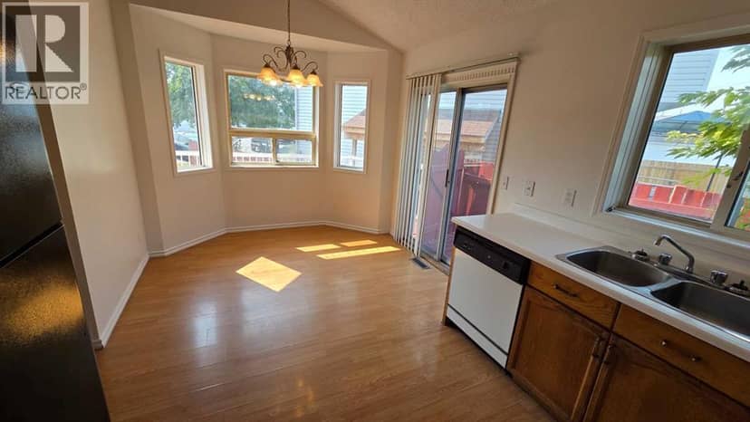 155 Applefield Close SE, Calgary, photo 8