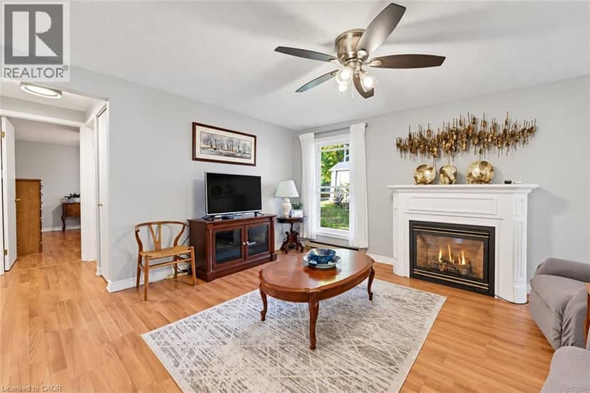 1 HOMESTEAD Place, New Hamburg, photo 8