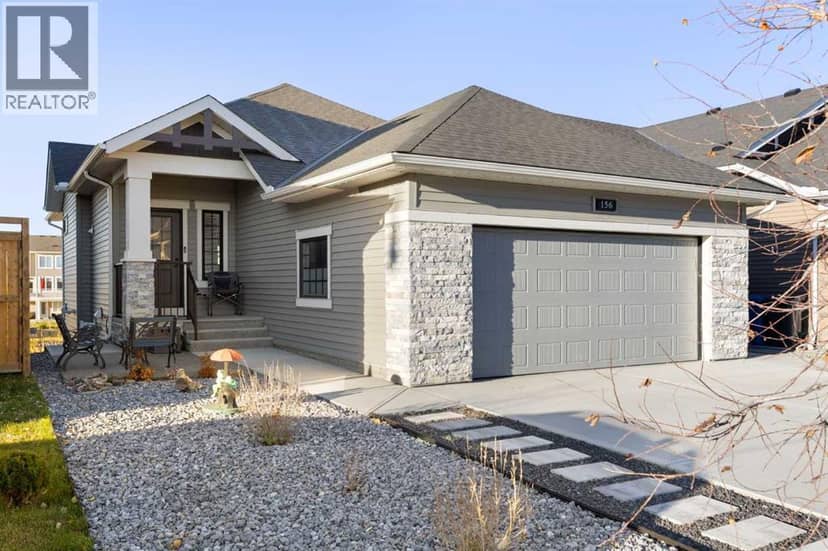 156 Knight Avenue, Crossfield, photo 2