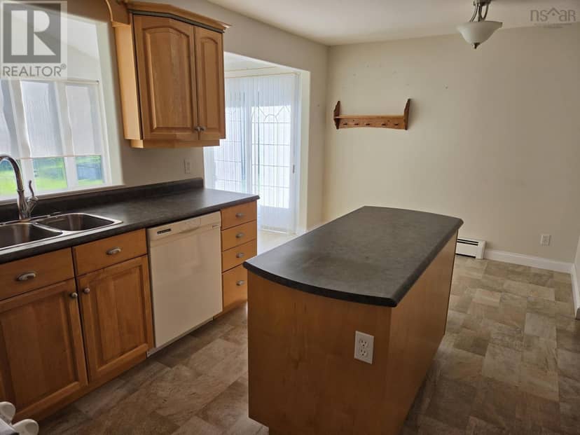 71 Harris Avenue, Truro, photo 6