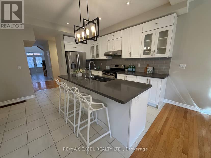 15 Zeng Cheng Drive, Markham, photo 5