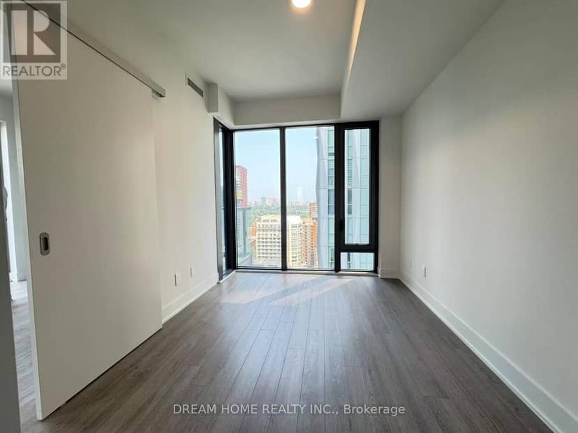2002 - 8 Cumberland Street, Toronto, photo 8
