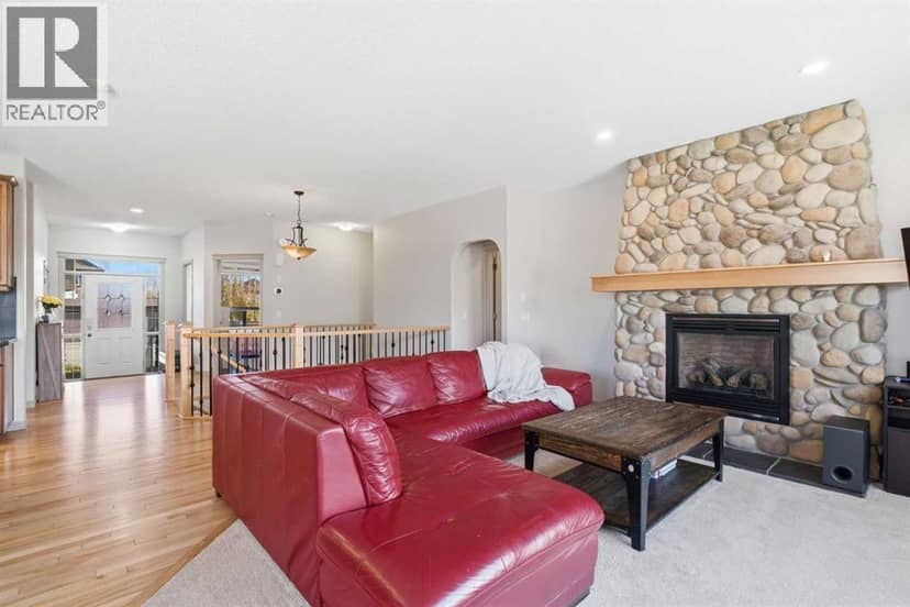 505 Boulder Creek Green SE, Langdon, photo 8