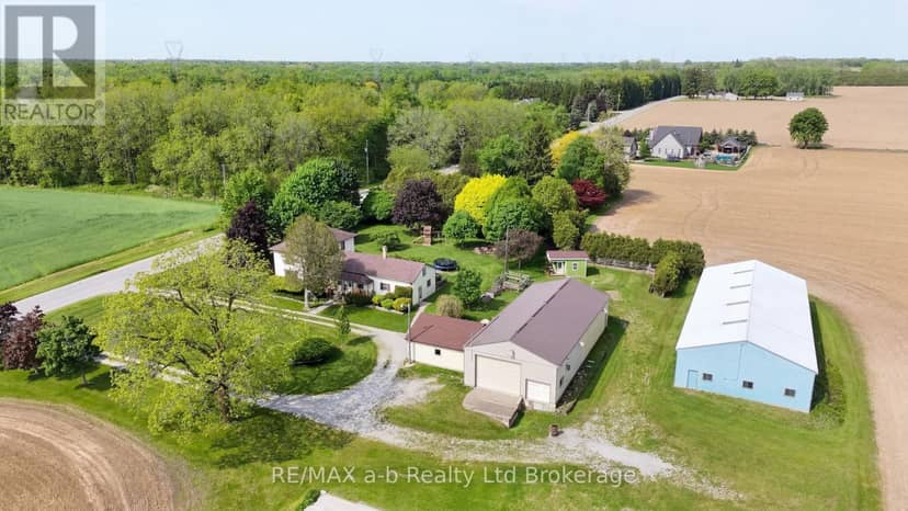 1813 Norfolk County 19 Road W, Norfolk
