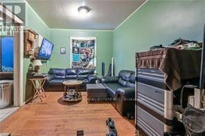 139 Balsam Avenue S, Hamilton, photo 8