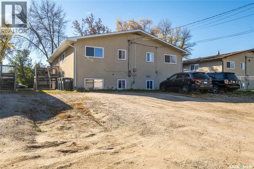 574 26th STREET E, Prince Albert, photo 2