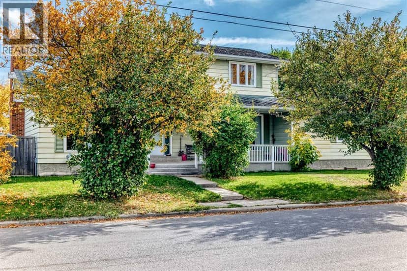 102 4 Avenue SE, High River, photo 3
