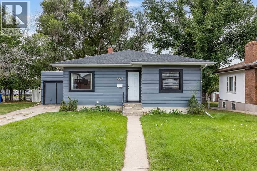 337 4 Street SW, Medicine Hat, photo 3