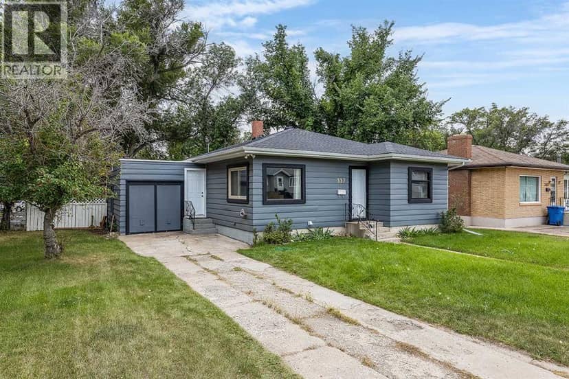 337 4 Street SW, Medicine Hat