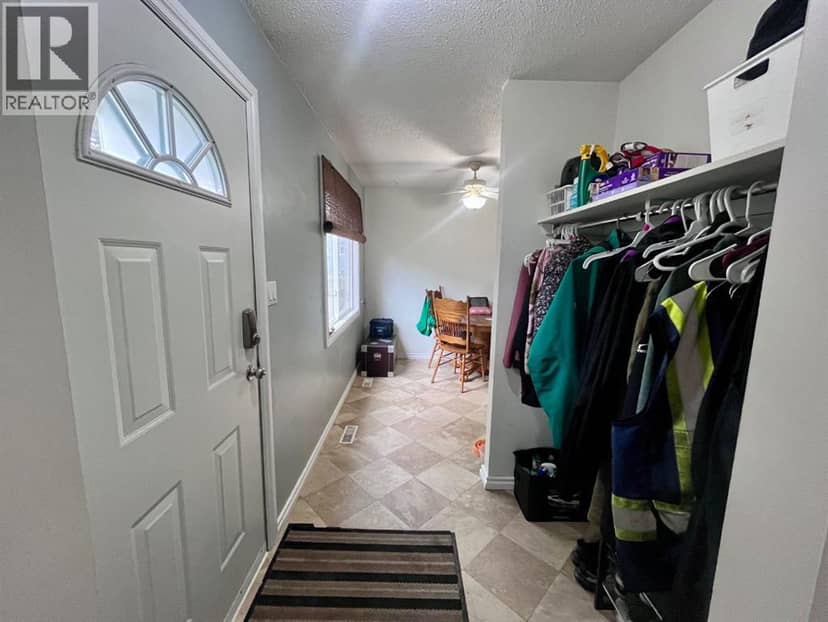 7, 110 Tamarack Avenue, Hinton, photo 6